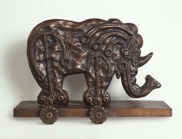 Elefante - Bronze Sculpture by Carlos Luna, Cuban Artist